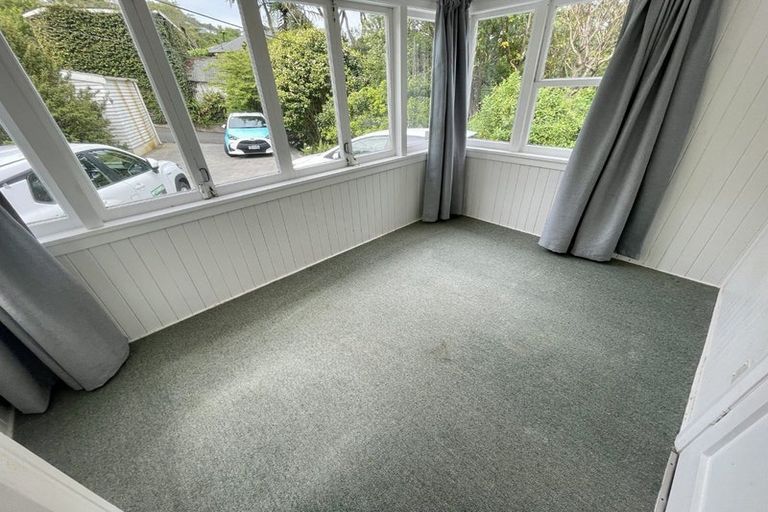 Photo of property in 5 Jalna Avenue, Khandallah, Wellington, 6035