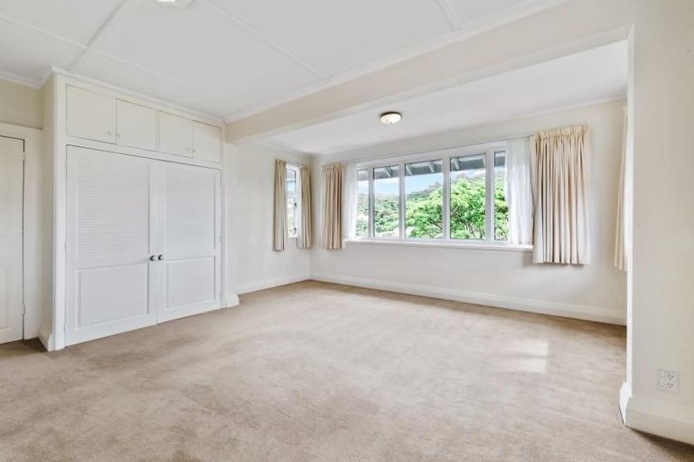 Photo of property in 14 Fancourt Street, Karori, Wellington, 6012