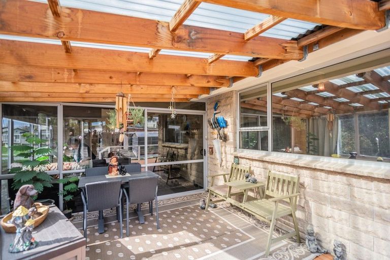 Photo of property in 6 Clyde Carr Crescent, Waimataitai, Timaru, 7910