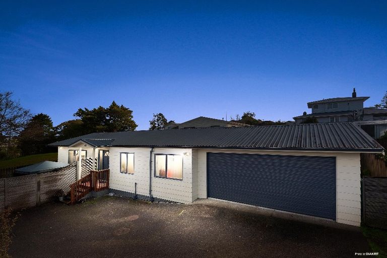 Photo of property in 58a Titoki Street, Te Atatu Peninsula, Auckland, 0610