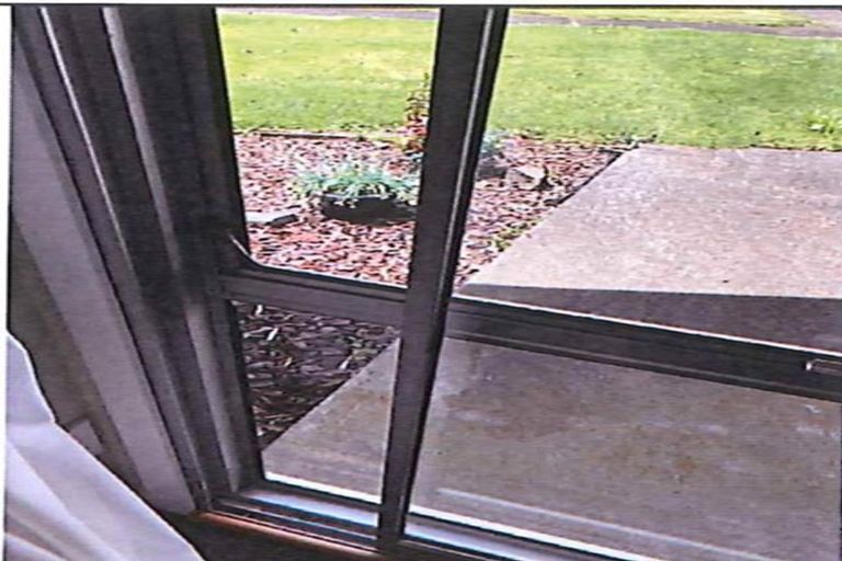 Photo of property in 3/76 Helvetia Road, Pukekohe, 2120