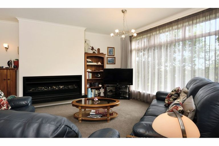 Photo of property in 16 Highland Drive, Richmond, 7020