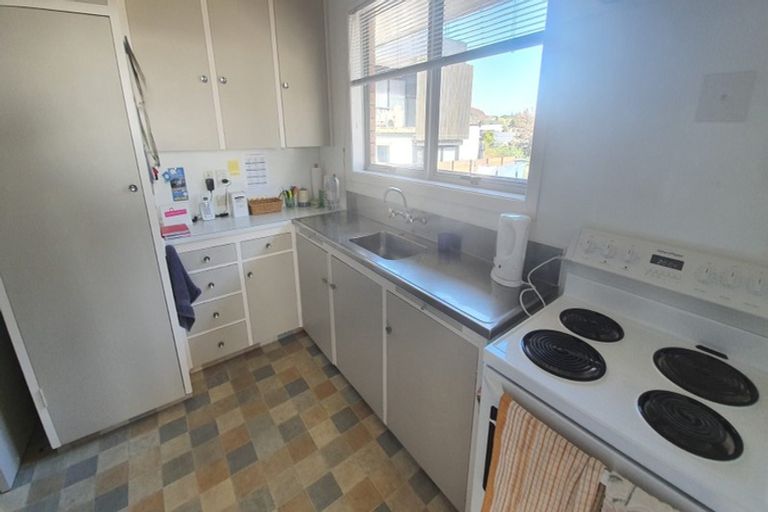 Photo of property in 256c Courtenay Street, Strandon, New Plymouth, 4312