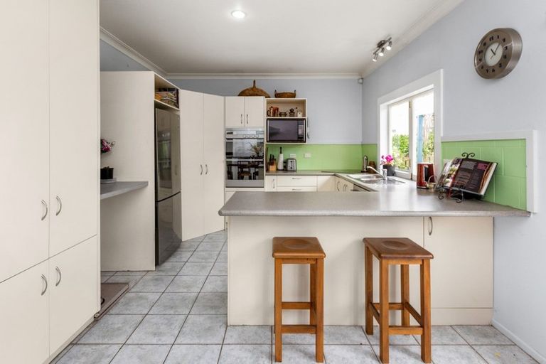 Photo of property in 37 Tanner Street, Havelock North, 4130
