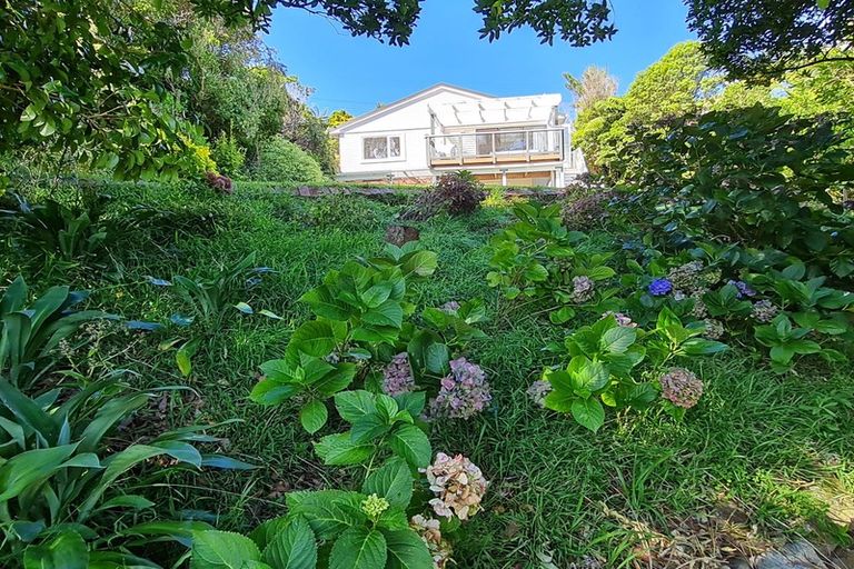 Photo of property in 56 Pokohiwi Road, Normandale, Lower Hutt, 5010