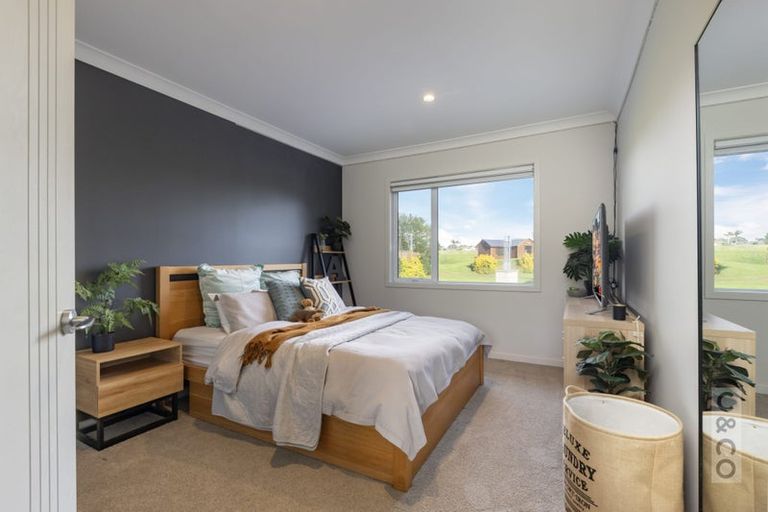 Photo of property in 1242 State Highway 16, Waimauku, 0883