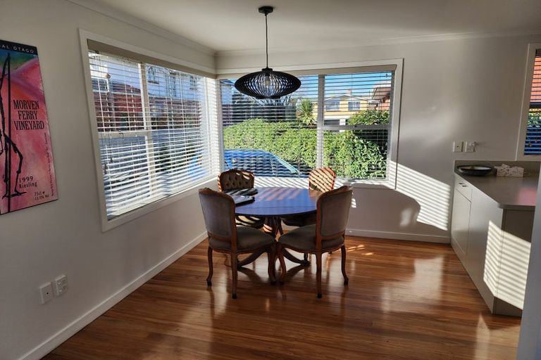 Photo of property in 253 Highgate, Roslyn, Dunedin, 9010