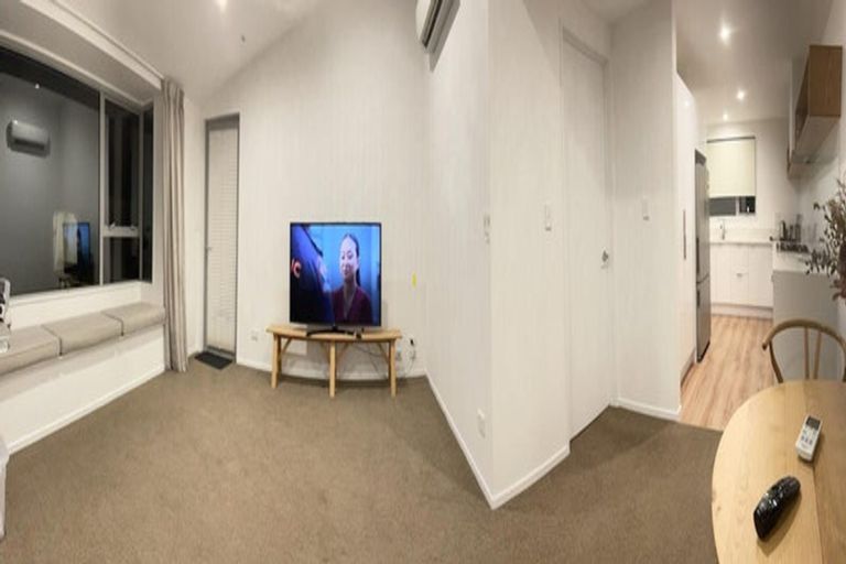 Photo of property in 4/33 Darvel Street, Riccarton, Christchurch, 8011