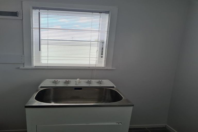 Photo of property in 73 Ward Street, Wallaceville, Upper Hutt, 5018