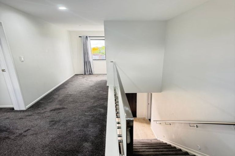 Photo of property in 1b Lyndon Place, Manurewa, Auckland, 2102