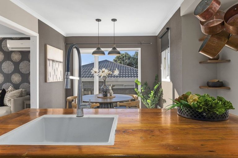 Photo of property in 55c Otumoetai Road, Judea, Tauranga, 3110