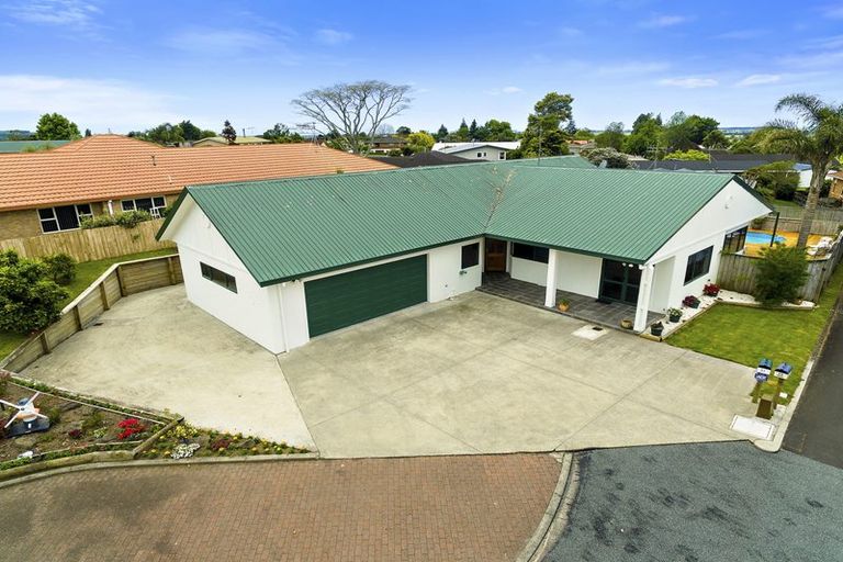 Photo of property in 51 Fairview Place, Te Puke, 3119