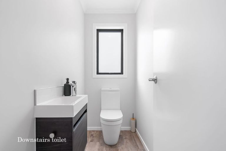 Photo of property in 8 Betty Boyes Street, Wallaceville, Upper Hutt, 5018