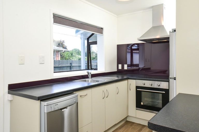 Photo of property in 4a Saint Lukes Place, Bader, Hamilton, 3206