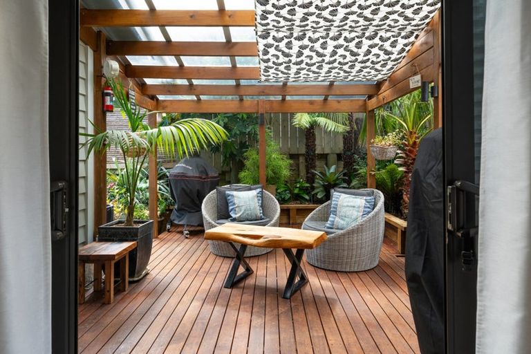 Photo of property in 27 Mauldeth Terrace, Churton Park, Wellington, 6037