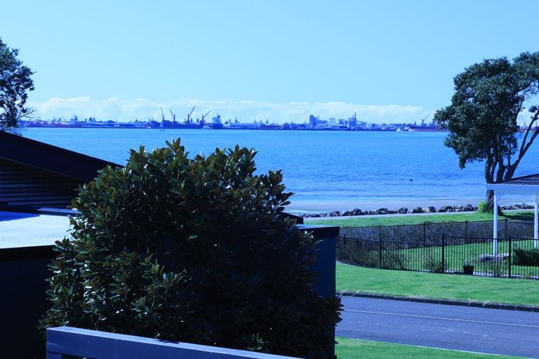 Photo of property in 8 Seaway Terrace, Otumoetai, Tauranga, 3110