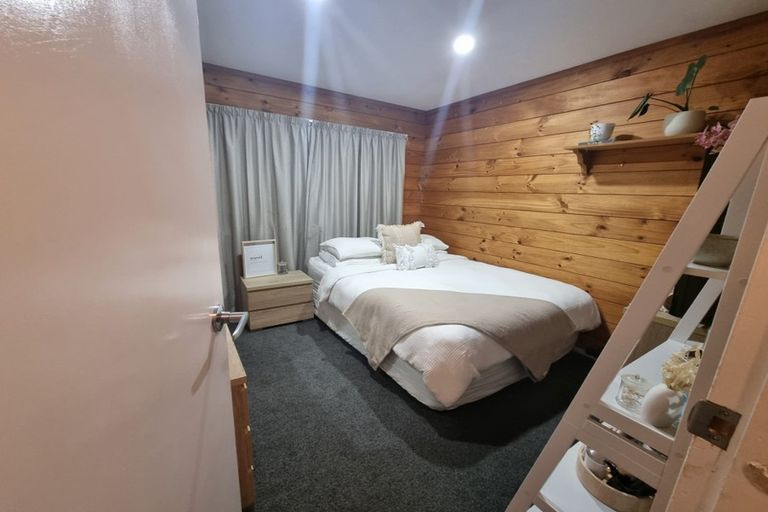 Photo of property in 6 Edmund Lomas Grove, Birchville, Upper Hutt, 5018