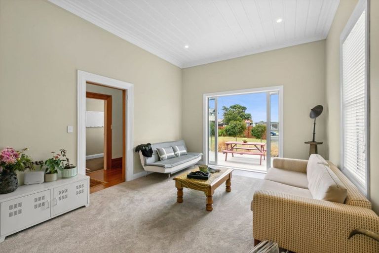 Photo of property in 157 Saint Aubyn Street, New Plymouth, 4310