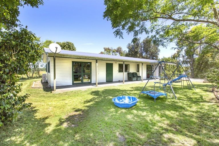 Photo of property in 233 Tatarariki Spur Road, Te Kopuru, 0391