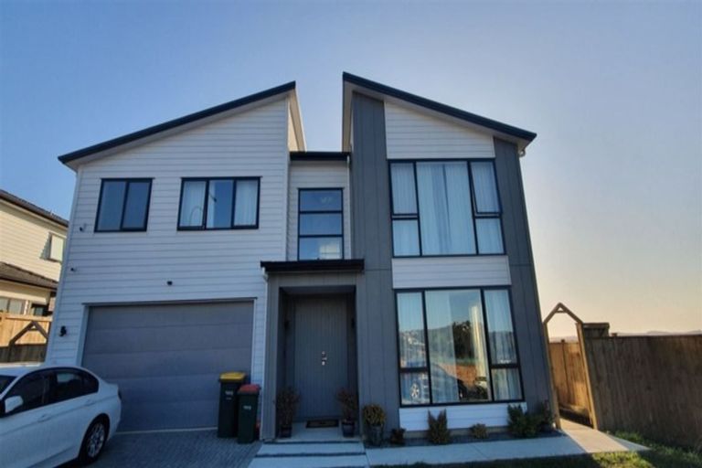 Photo of property in 319 Flat Bush School Road, Flat Bush, Auckland, 2019