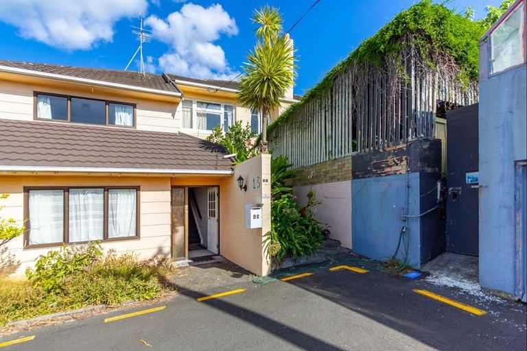 Photo of property in 13 Davies Lane, New Plymouth, 4310