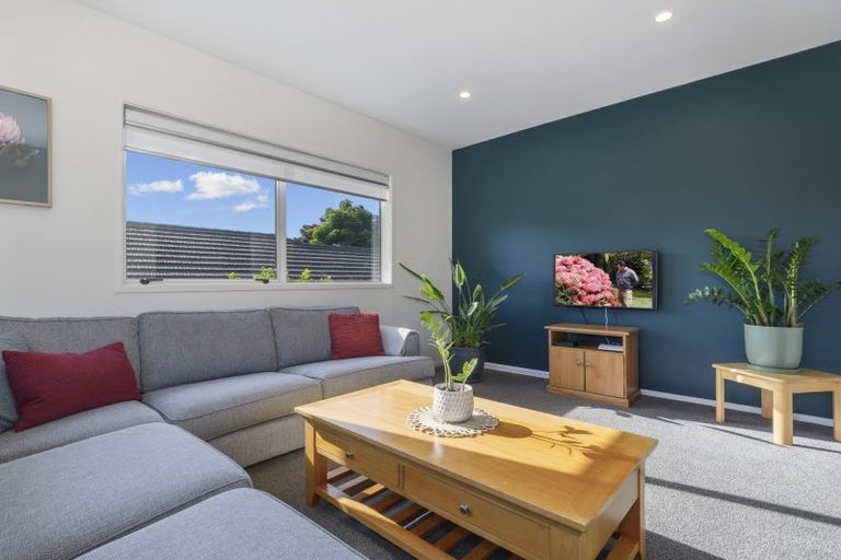 Photo of property in 2 Orion Way, Welcome Bay, Tauranga, 3112