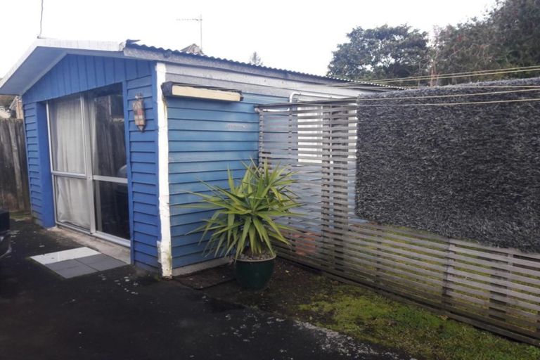 Photo of property in 3 Mistletoe Place, Browns Bay, Auckland, 0630