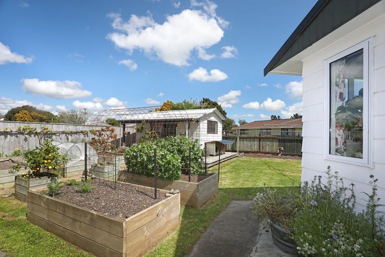 Photo of property in 10 Mansell Crescent, Bulls, 4818