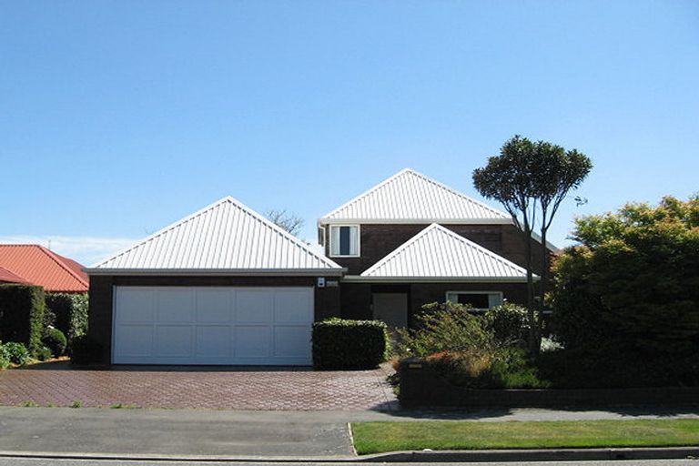 Photo of property in 177 Hawthornden Road, Avonhead, Christchurch, 8042