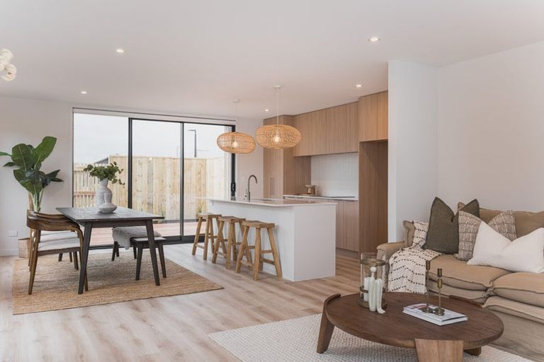 Photo of property in 1 Adzebill Court, Rototuna North, Hamilton, 3210