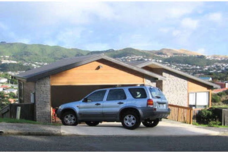 Photo of property in 72 Sheridan Terrace, Johnsonville, Wellington, 6037