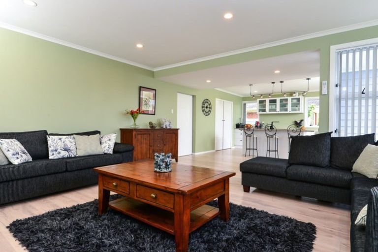 Photo of property in 3 Delamare Road, St Andrews, Hamilton, 3200