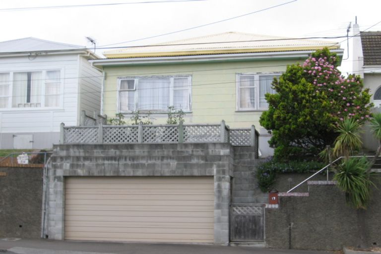 Photo of property in 19 Luxford Street, Berhampore, Wellington, 6023