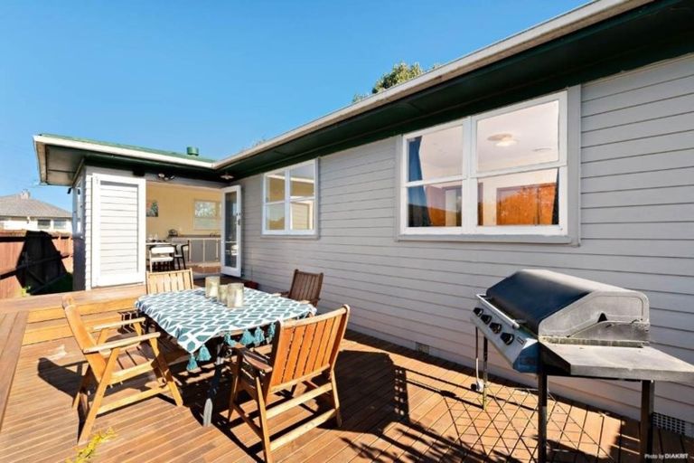 Photo of property in 84a Cargill Street, Papakura, 2110
