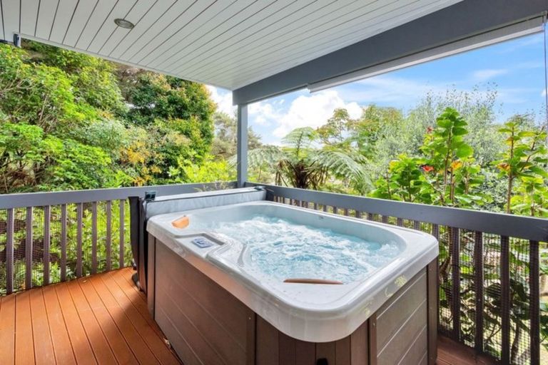 Photo of property in 47a Lingham Crescent, Torbay, Auckland, 0630