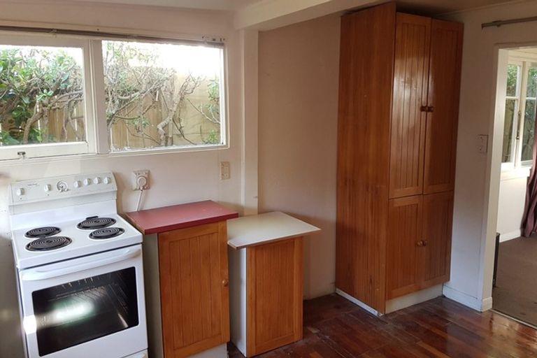 Photo of property in 10a Parakai Street, Paraparaumu, 5032