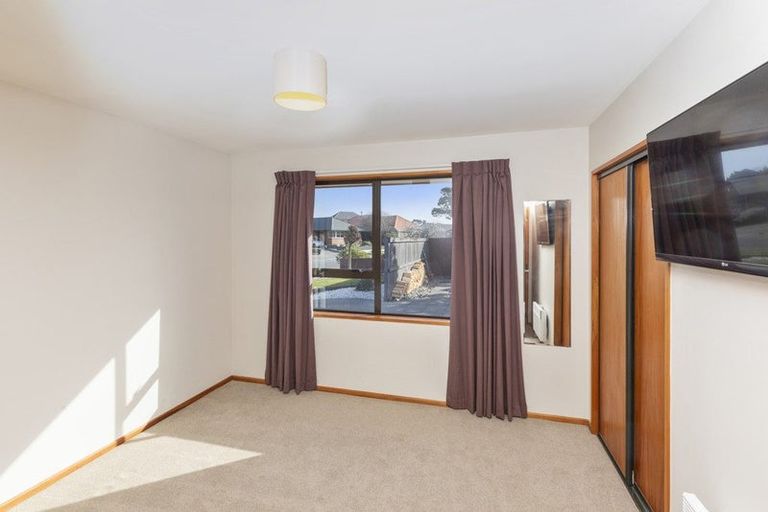 Photo of property in 8 Orlando Crescent, Waimairi Beach, Christchurch, 8083
