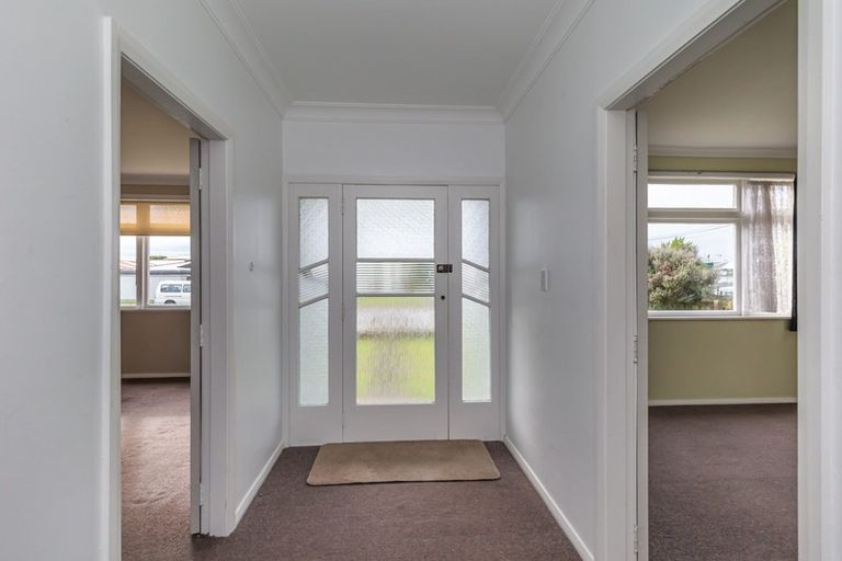 Photo of property in 15 Keepa Street, Levin, 5510