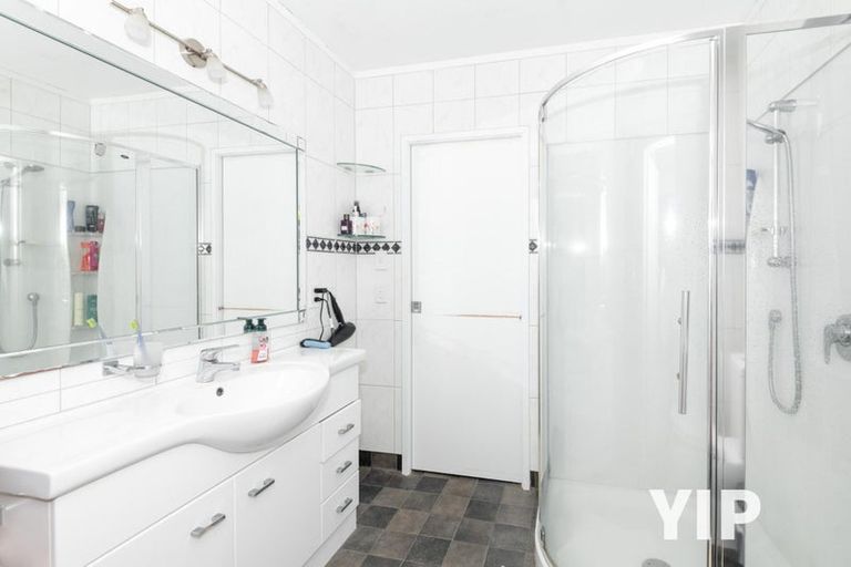 Photo of property in 1/71 Larsen Crescent, Tawa, Wellington, 5028