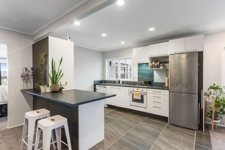 Photo of property in 79 Helenslee Road, Pokeno, 2402