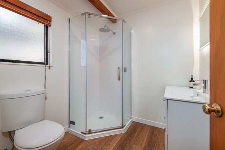 Photo of property in 22 Waima Crescent, Titirangi, Auckland, 0604