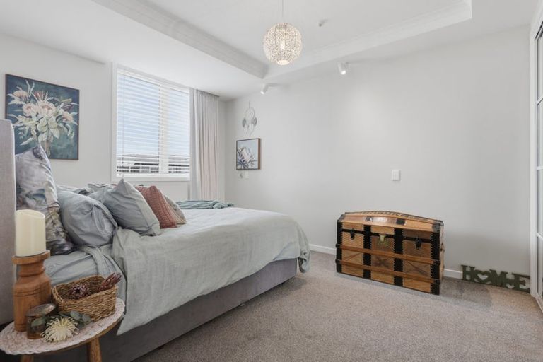 Photo of property in 101 Panorama Heights, Orewa, 0931