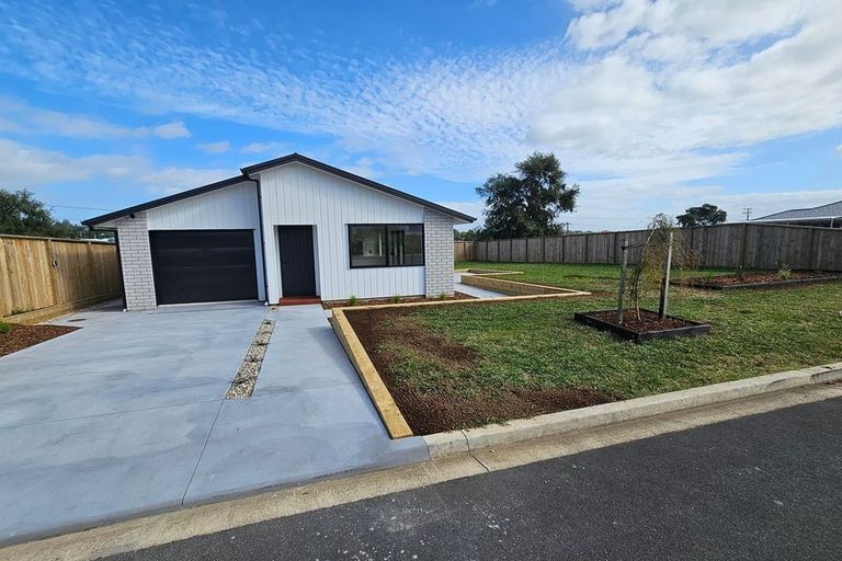 Photo of property in 10 Sunline Crescent, Paeroa, 3600