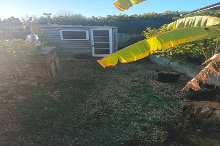 Photo of property in 3 Gazelle Avenue, Beach Haven, Auckland, 0626