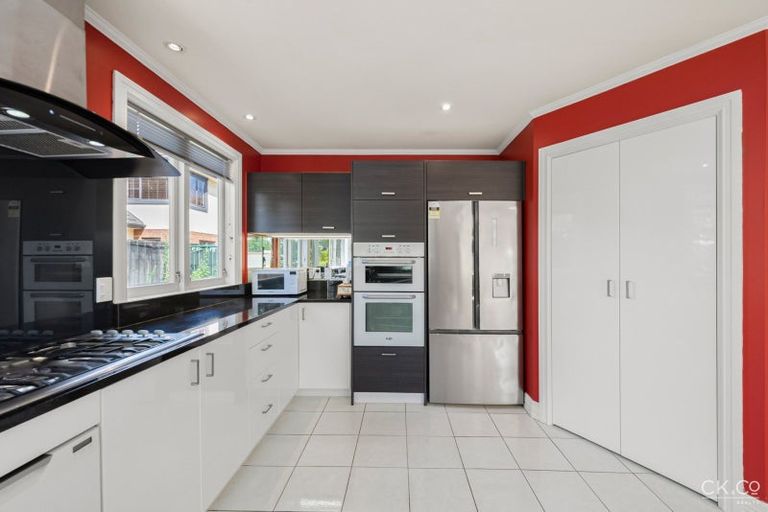 Photo of property in 4/125 Woburn Road, Woburn, Lower Hutt, 5010