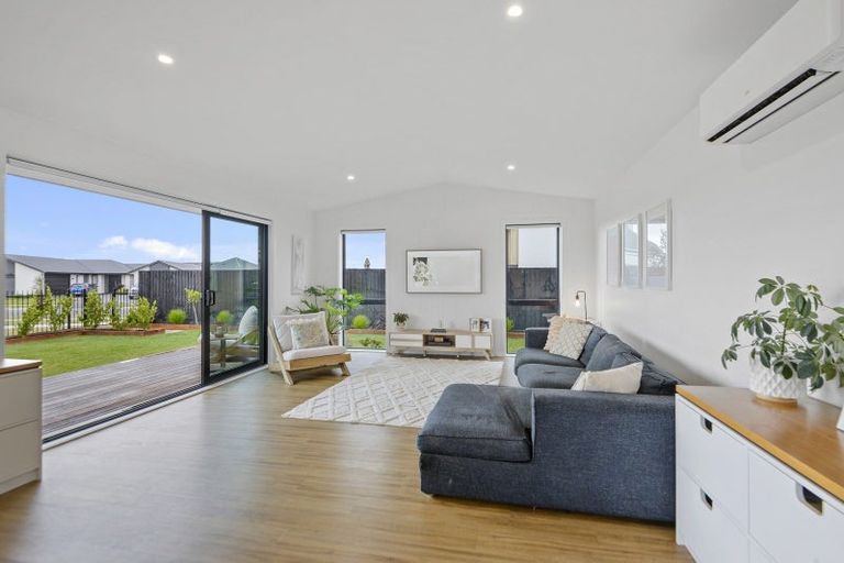 Photo of property in 8 Hollard Crescent, Lincoln, 7608