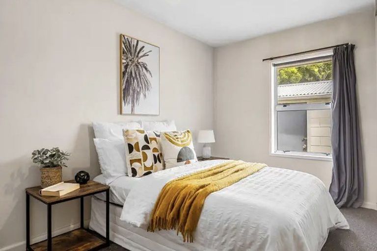 Photo of property in 2 Colman Avenue, Sockburn, Christchurch, 8042