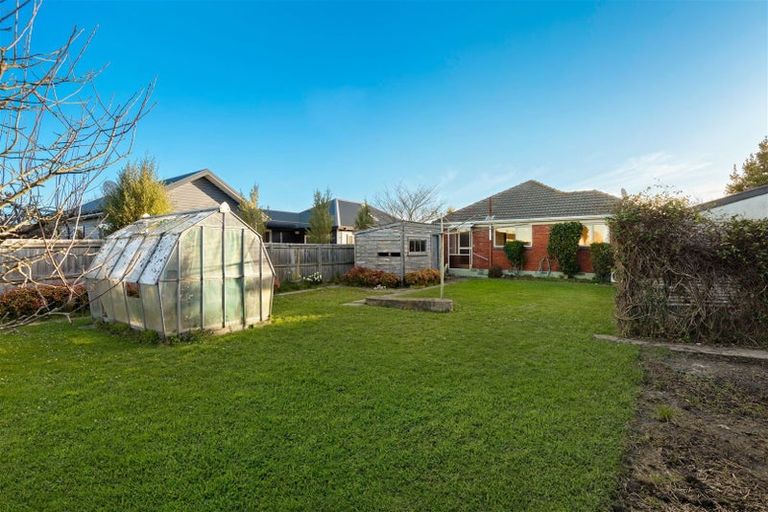 Photo of property in 22 Quinns Road, Shirley, Christchurch, 8013