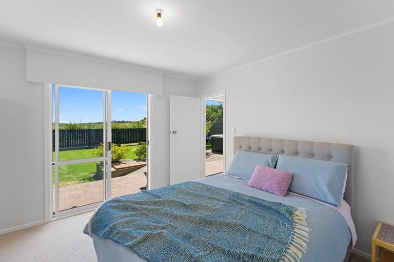 Photo of property in 11 Makora Road, Otaihanga, Paraparaumu, 5036
