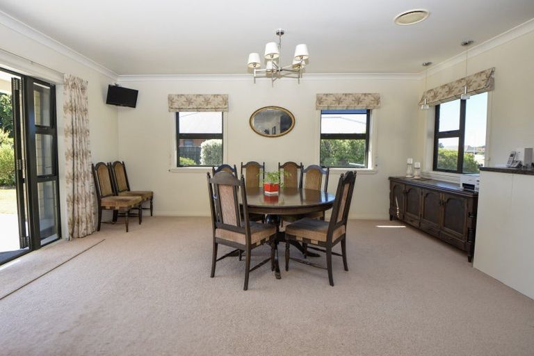 Photo of property in 39 Armstrong Avenue, Carterton, 5713